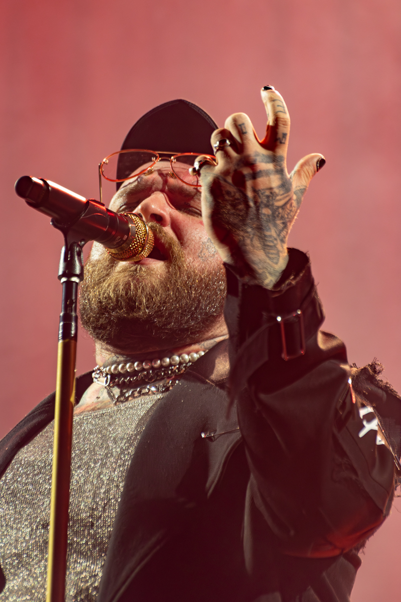 Teddy Swims @ Lotto Arena, picture 16, photographed by Bart Janssens - FrontView Magazine