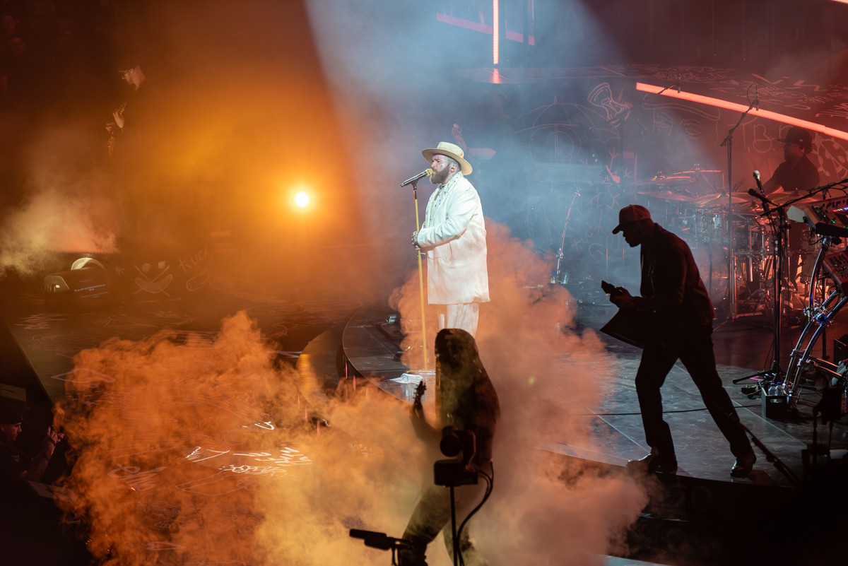 Teddy Swims @ Lotto Arena, picture 23, photographed by Bart Janssens - FrontView Magazine