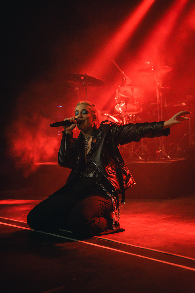 Vukovi @ Kavka Zappa, picture 3, photographed by Jelle Meersschaut - FrontView Magazine