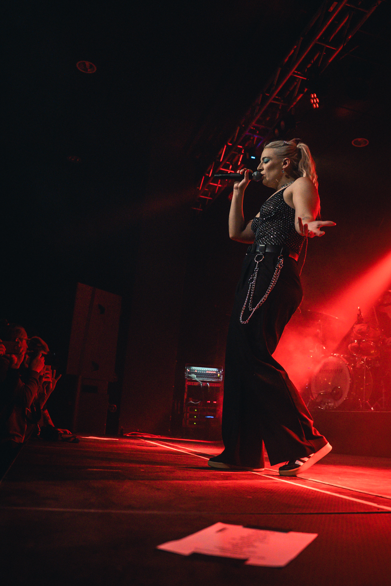 Vukovi @ Kavka Zappa, picture 4, photographed by Jelle Meersschaut - FrontView Magazine