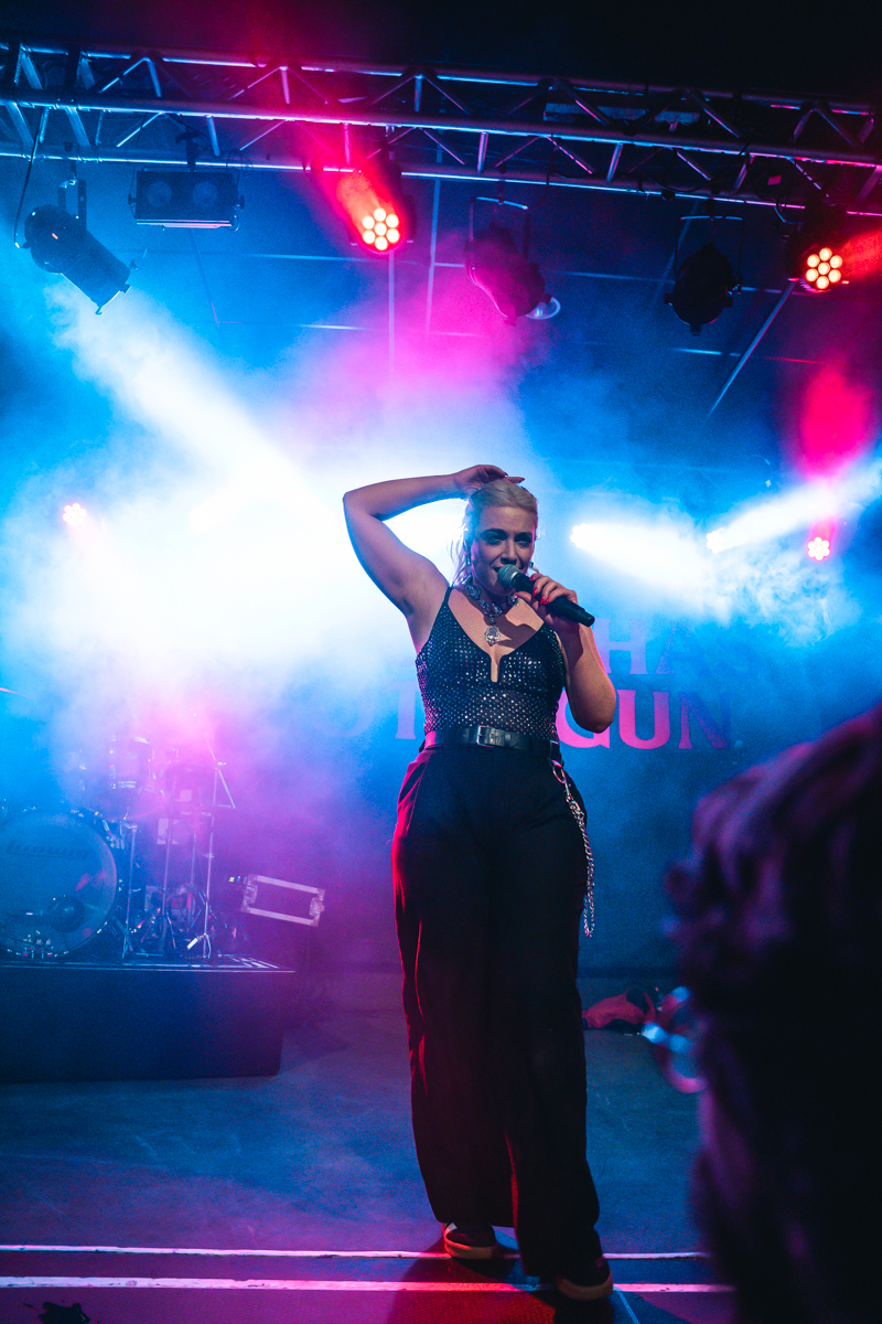 Vukovi @ Kavka Zappa, picture 8, photographed by Jelle Meersschaut - FrontView Magazine