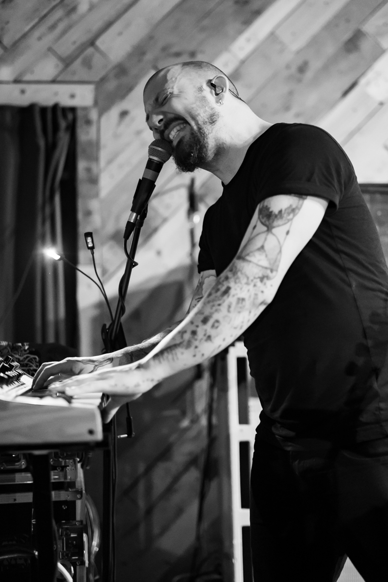 Coilguns @ La Source Beer Co, picture 5, photographed by Koen Marcoen - FrontView Magazine