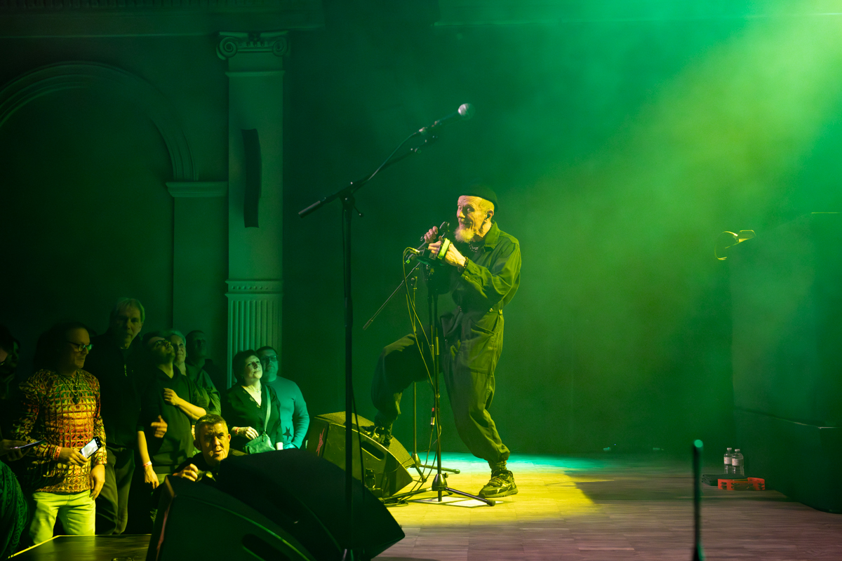 Stereo MC's @ De Casino, picture 5, photographed by Bart Janssens - FrontView Magazine