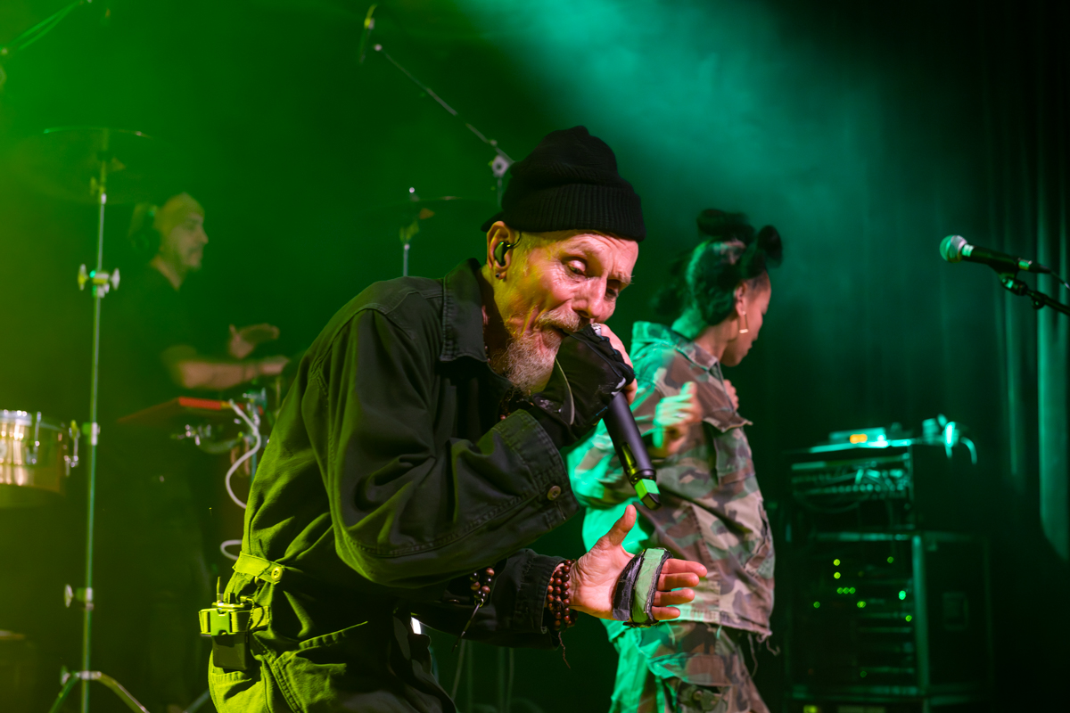 Stereo MC's @ De Casino, picture 19, photographed by Bart Janssens - FrontView Magazine