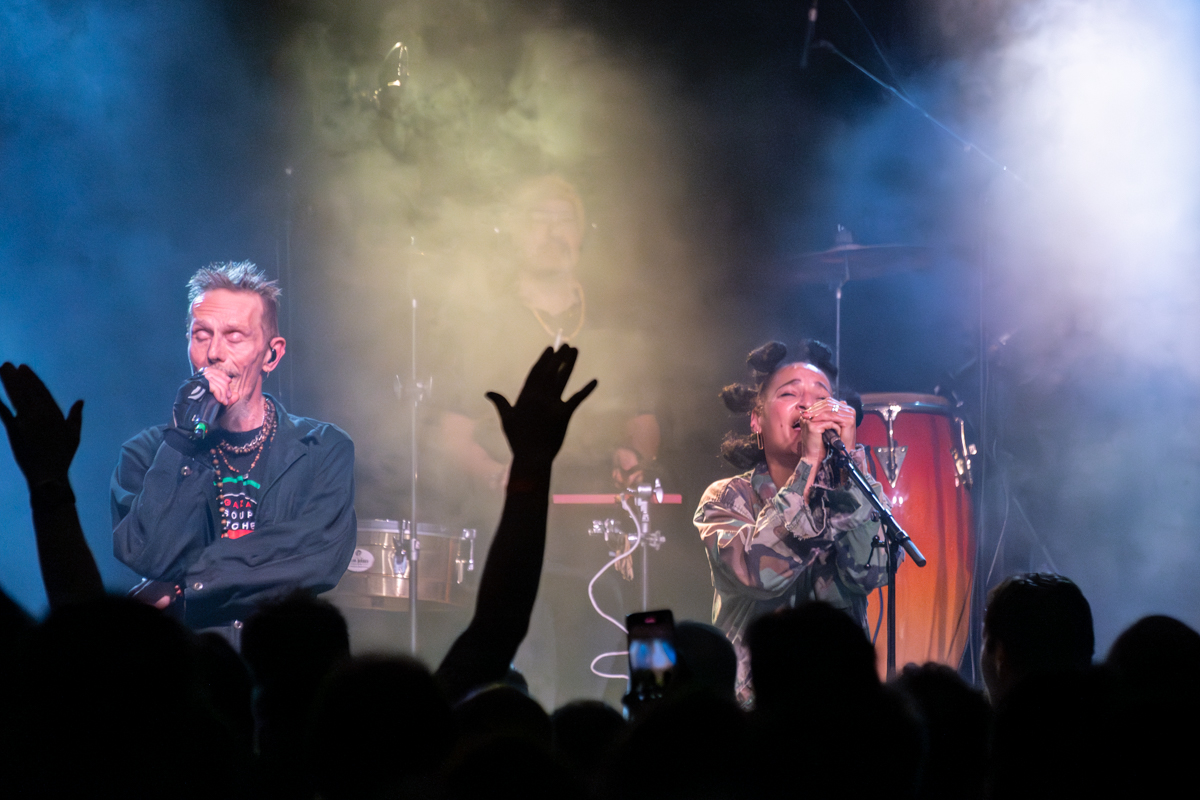 Stereo MC's @ De Casino, picture 20, photographed by Bart Janssens - FrontView Magazine