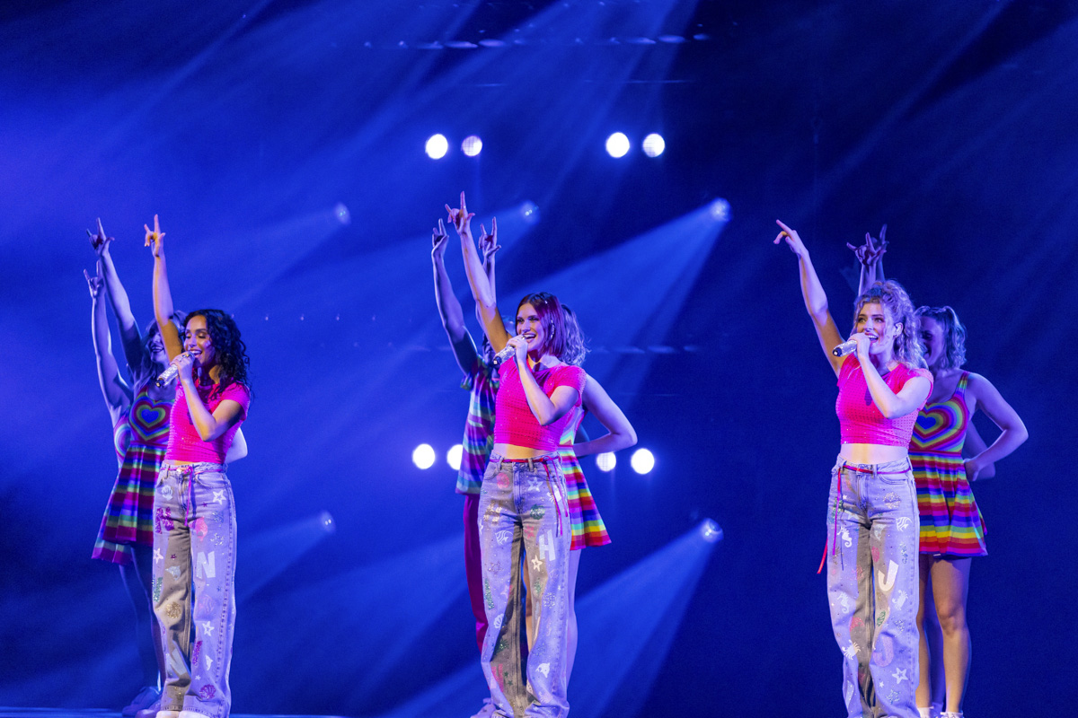 K3 Zeesterren @ Trixxo Arena, picture 3, photographed by dirk janssens - FrontView Magazine