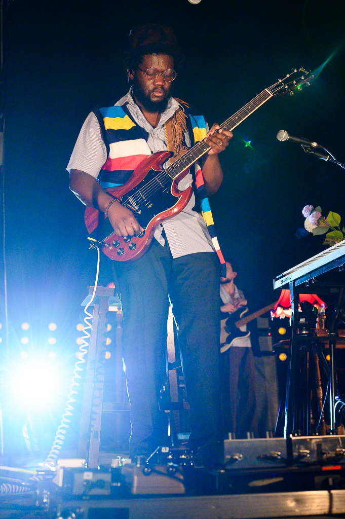 Michael Kiwanuka @ Vorst Nationaal, picture 14, photographed by Gert Daemen - FrontView Magazine