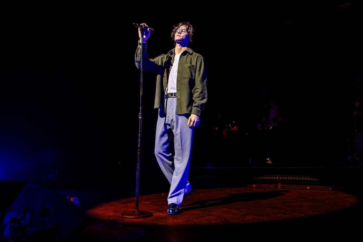 David Kushner @ Ancienne Belgique, picture 4, photographed by Dorien Goetschalckx - FrontView Magazine