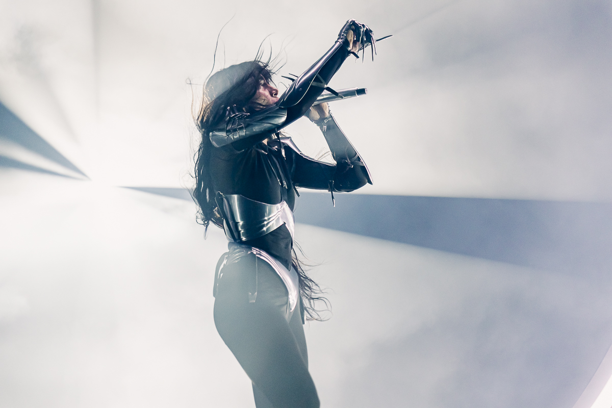 Loreen @ Ancienne Belgique, picture 19, photographed by Peter Smet - FrontView Magazine