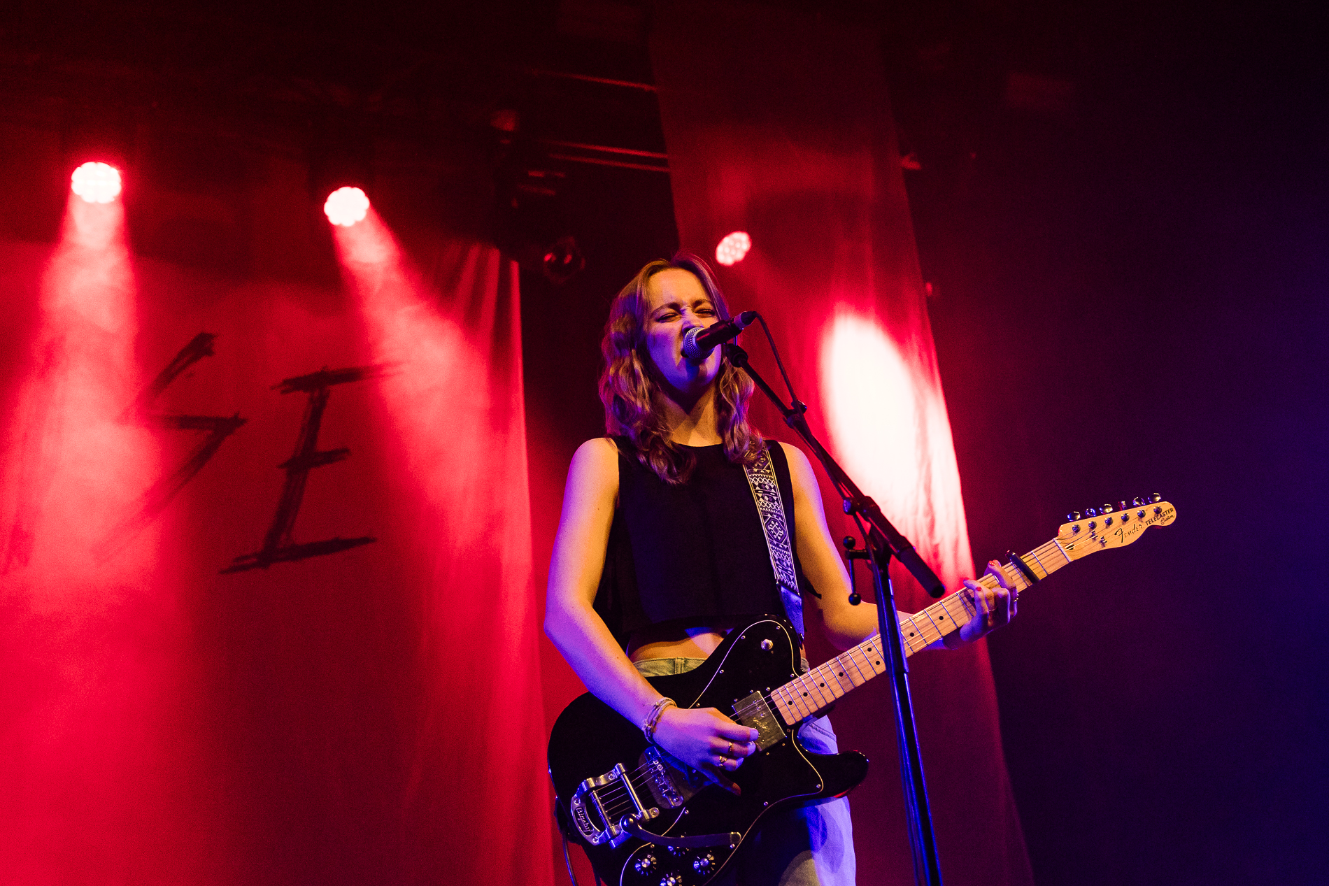 Ise @ Het Depot, picture 2, photographed by Jürgen Bruynooghe - FrontView Magazine