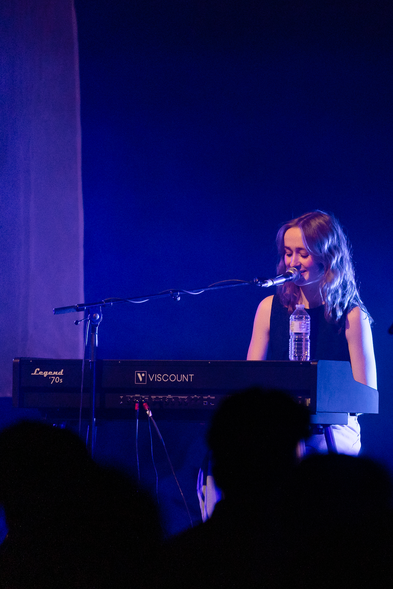 Ise @ Het Depot, picture 9, photographed by Jürgen Bruynooghe - FrontView Magazine