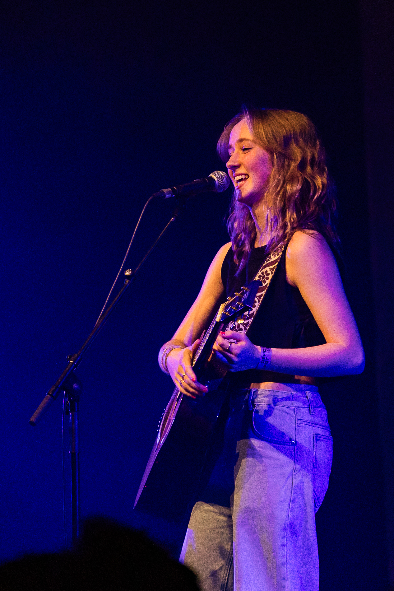 Ise @ Het Depot, picture 13, photographed by Jürgen Bruynooghe - FrontView Magazine