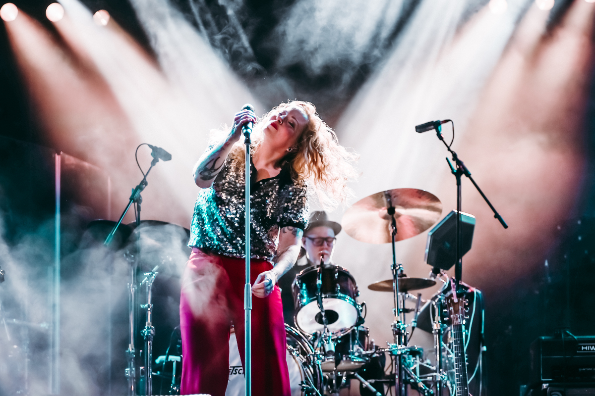 Anneke van Giersbergen en band Anneke van Giersbergen @ Marillion Weekend, foto 4, foto's door Kitty van de Waart - FrontView Magazine
