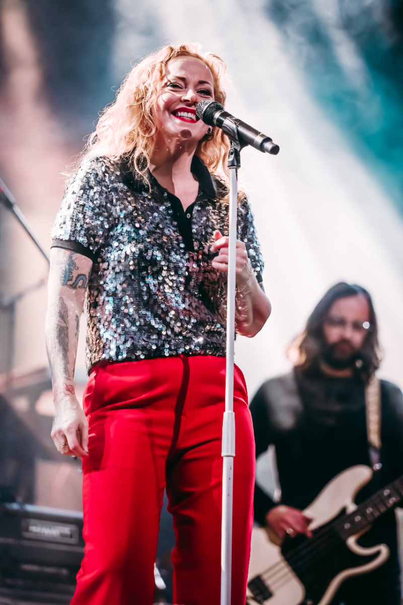 Anneke van Giersbergen en band Anneke van Giersbergen @ Marillion Weekend, foto 5, foto's door Kitty van de Waart - FrontView Magazine