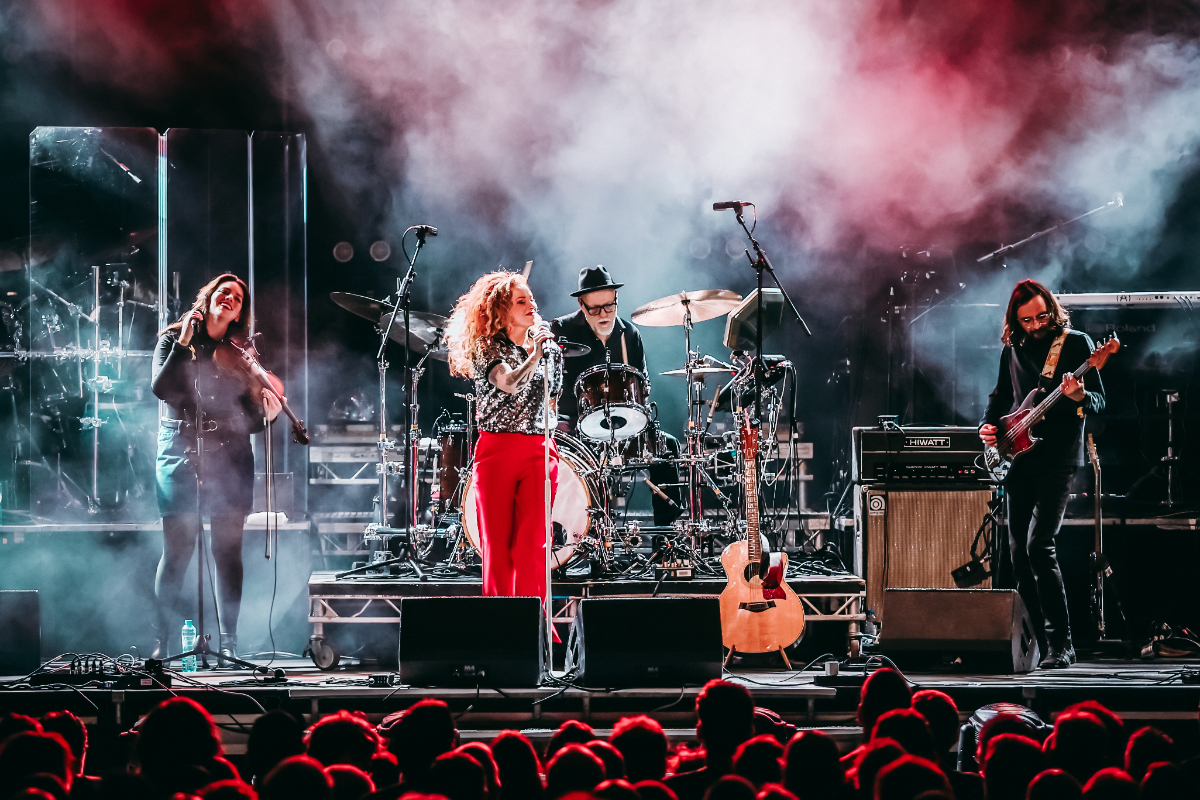 Anneke van Giersbergen en band Anneke van Giersbergen @ Marillion Weekend, foto 24, foto's door Kitty van de Waart - FrontView Magazine