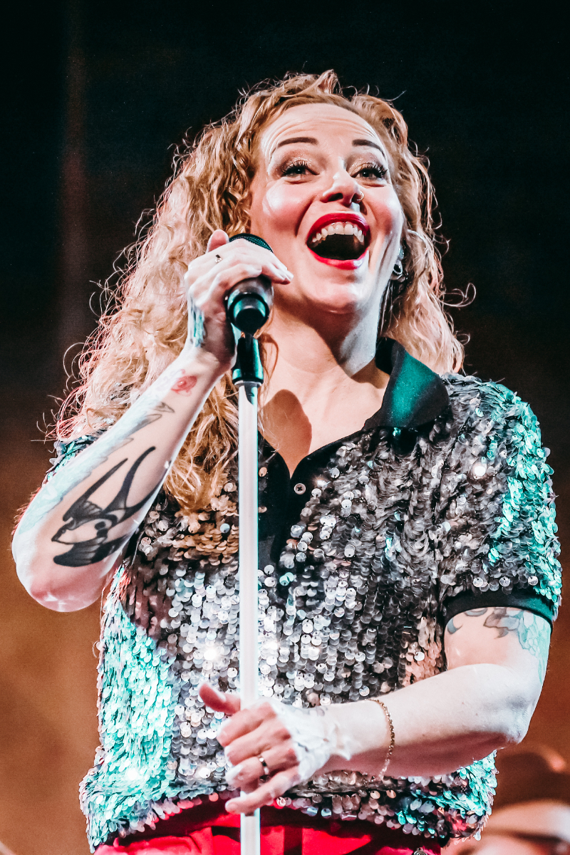 Anneke van Giersbergen en band Anneke van Giersbergen @ Marillion Weekend, foto 34, foto's door Kitty van de Waart - FrontView Magazine