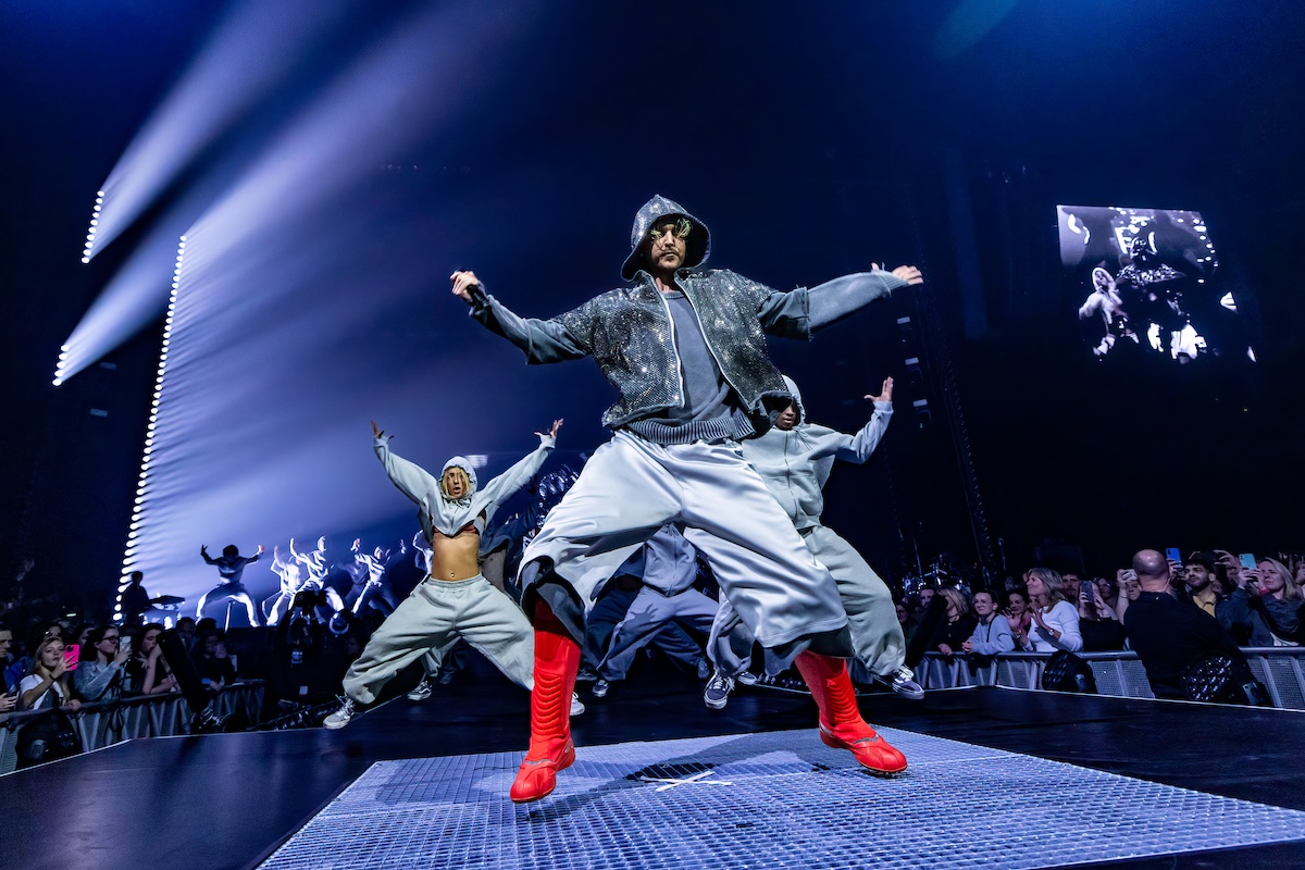 Oscar and the Wolf @ Sportpaleis, picture 11, photographed by Dorien Goetschalckx - FrontView Magazine