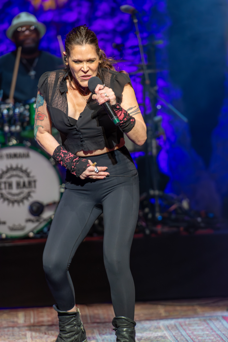Beth Hart @ capitole Gent, foto 9, foto's door Jurgen Van De Maele - FrontView Magazine
