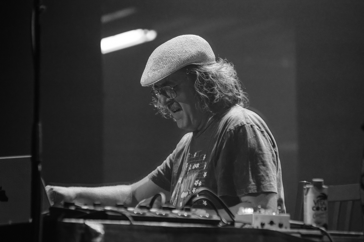 Alex Serra & Totidub @ De Roma, picture 5, photographed by Bart Janssens - FrontView Magazine
