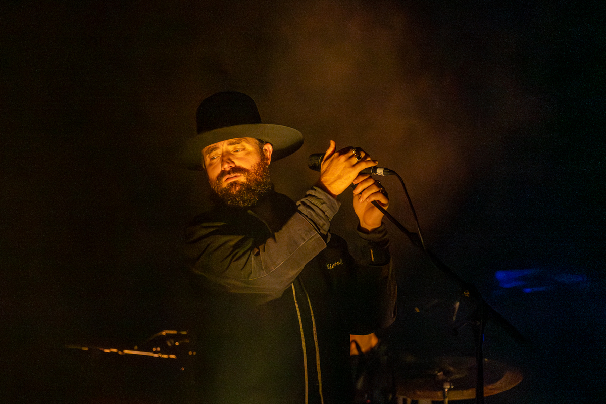 Ry X @ De Roma, picture 7, photographed by Bart Janssens - FrontView Magazine