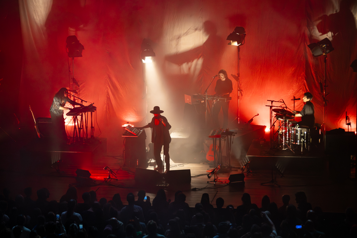 Ry X @ De Roma, picture 17, photographed by Bart Janssens - FrontView Magazine