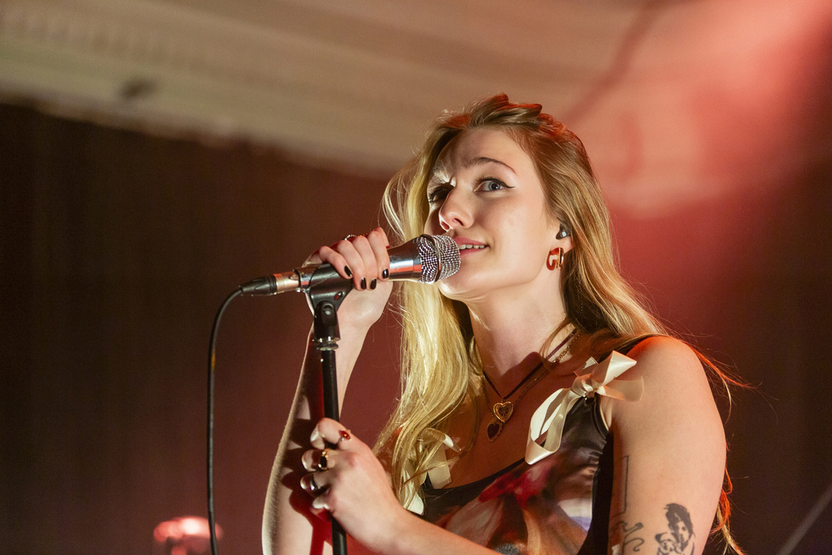 Jen @ De Casino, picture 5, photographed by Edwin Houdevelt - FrontView Magazine