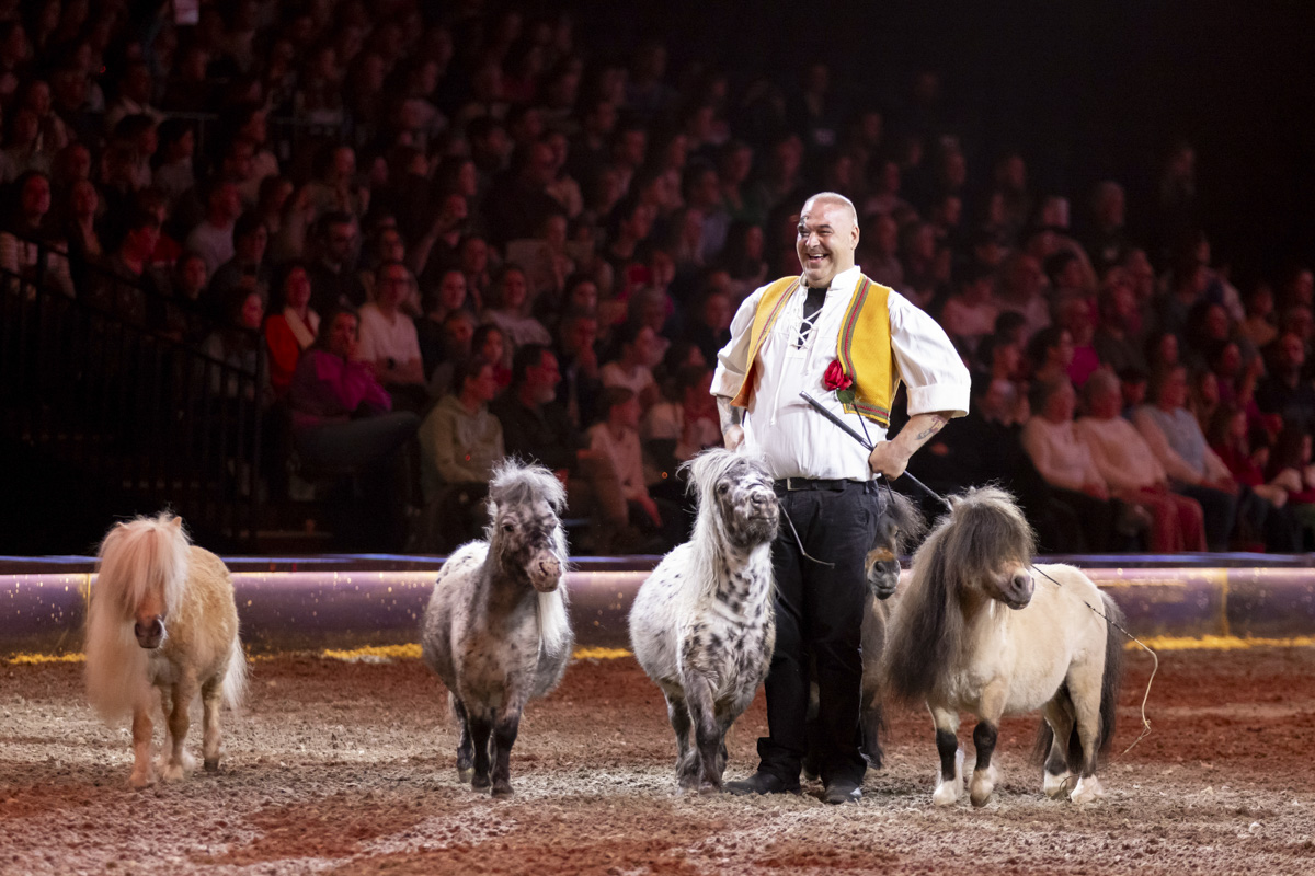 Cavalluna Grand Moments @ sportpaleis, picture 29, photographed by dirk janssens - FrontView Magazine