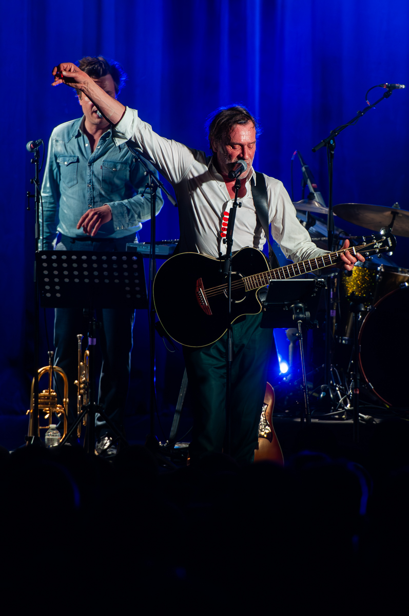 Daan @ vooruit, picture 11, photographed by Jurgen Van De Maele - FrontView Magazine