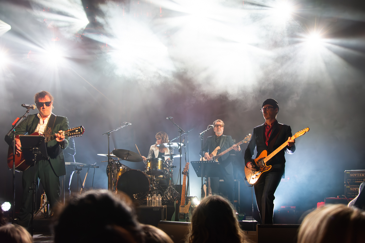 Daan @ vooruit, picture 16, photographed by Jurgen Van De Maele - FrontView Magazine