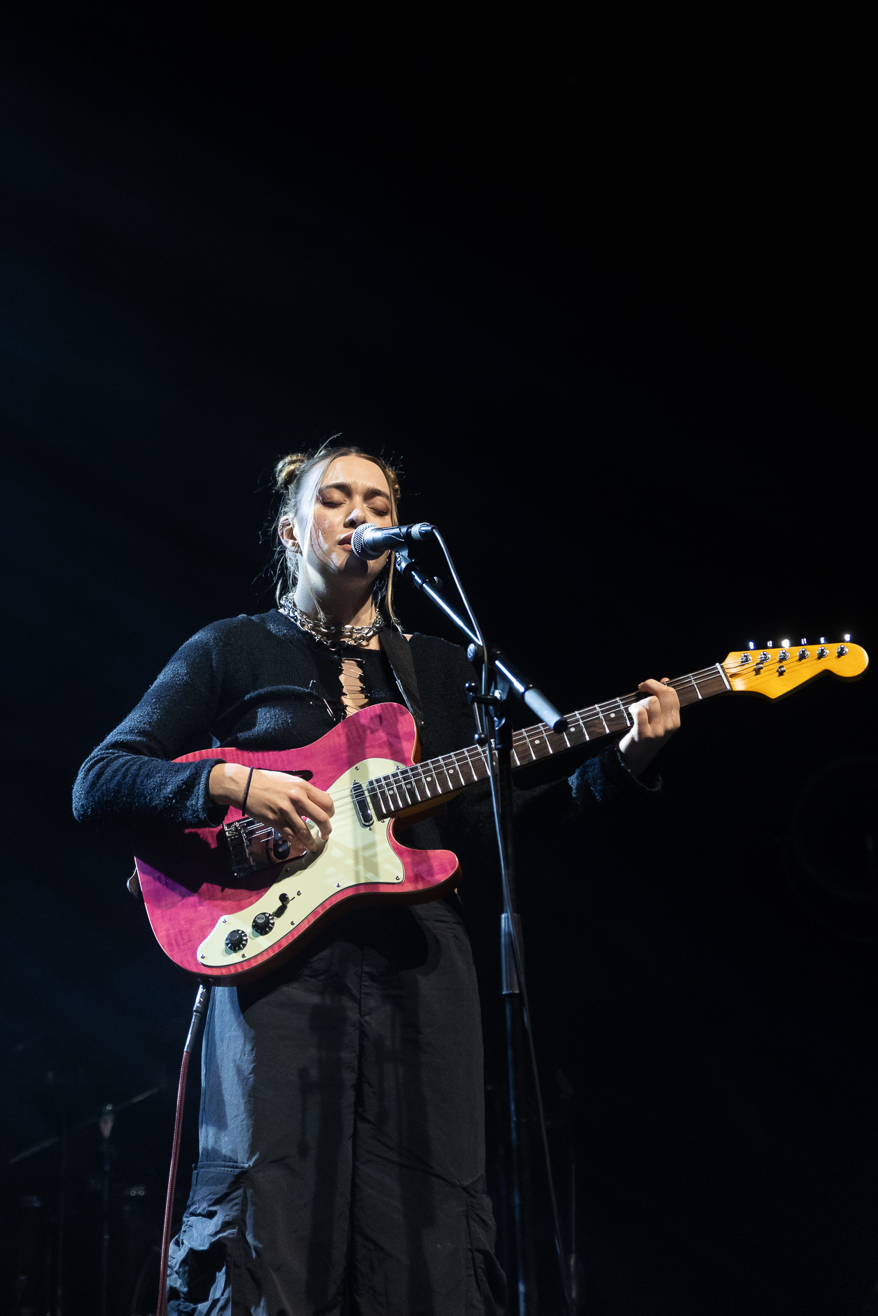 Florence Arman @ Het Depot, picture 3, photographed by Jürgen Bruynooghe - FrontView Magazine