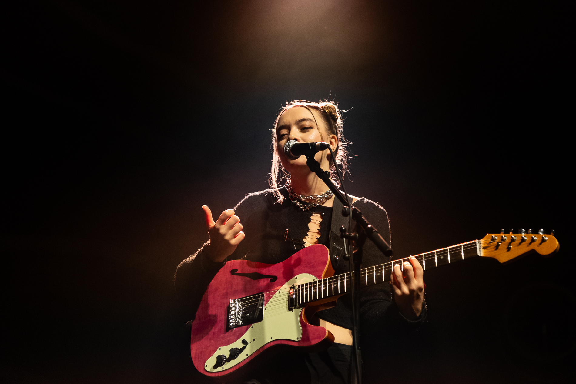 Florence Arman @ Het Depot, picture 10, photographed by Jürgen Bruynooghe - FrontView Magazine