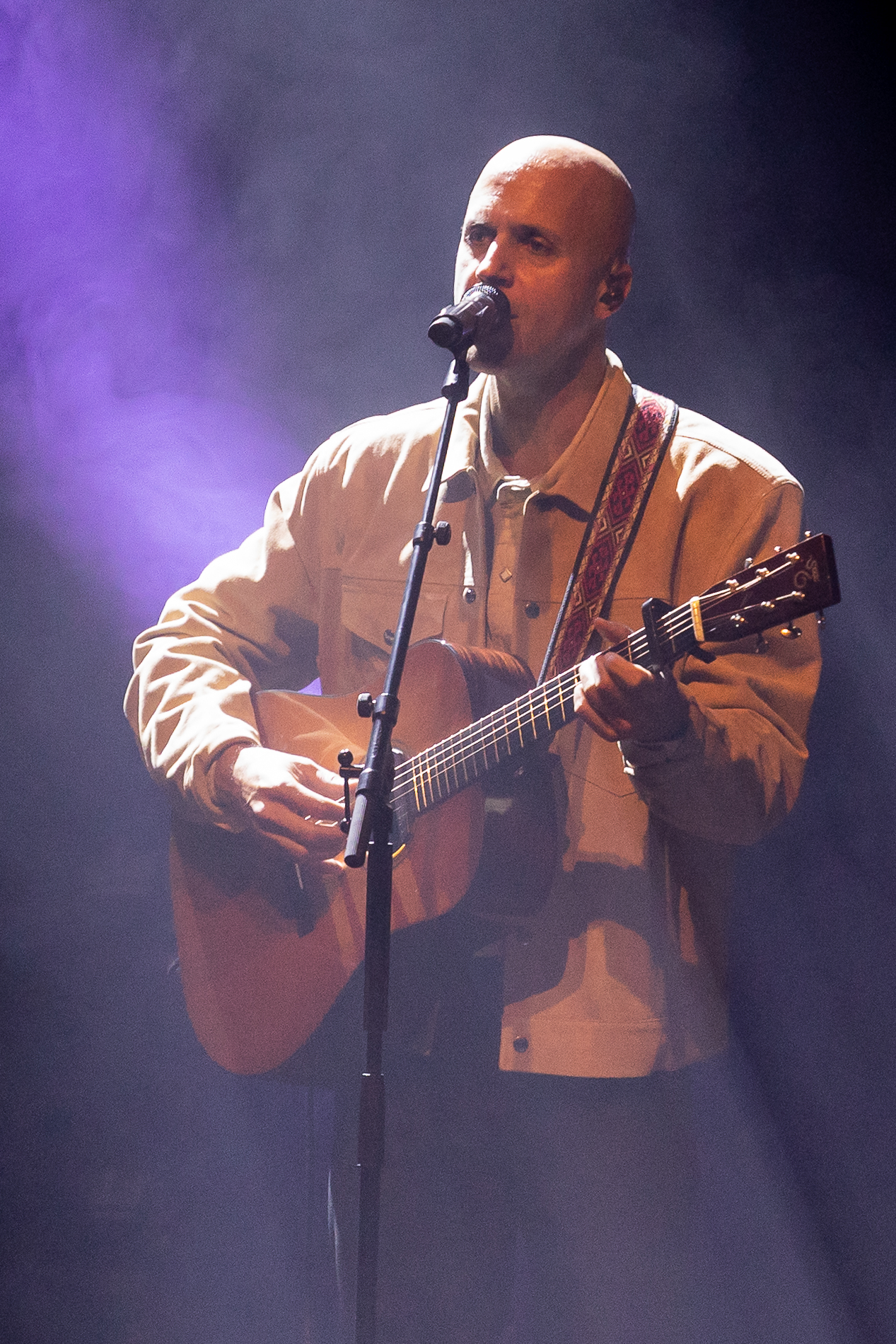 Milow @ Het Depot, foto 24, foto's door Jürgen Bruynooghe - FrontView Magazine