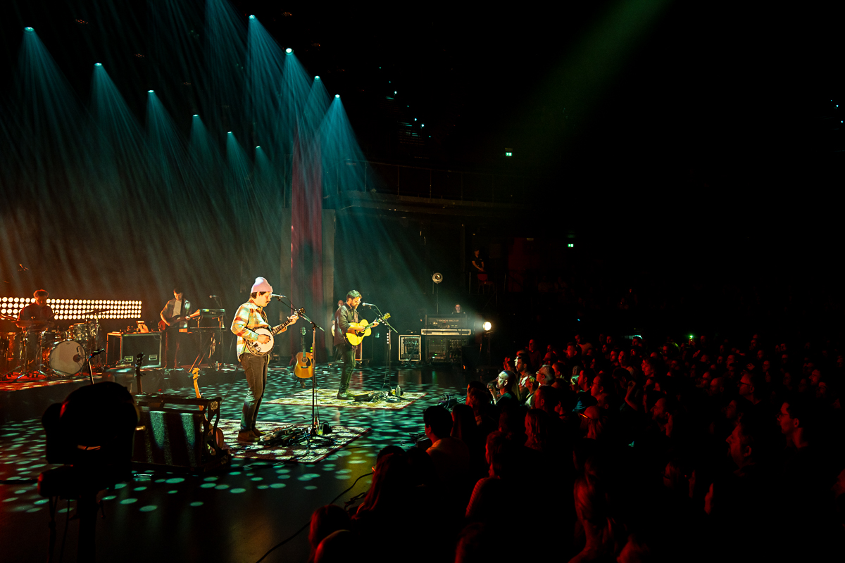Bear's Den @ Koninklijk Circus, foto 11, foto's door Roeland Van de Velde - FrontView Magazine
