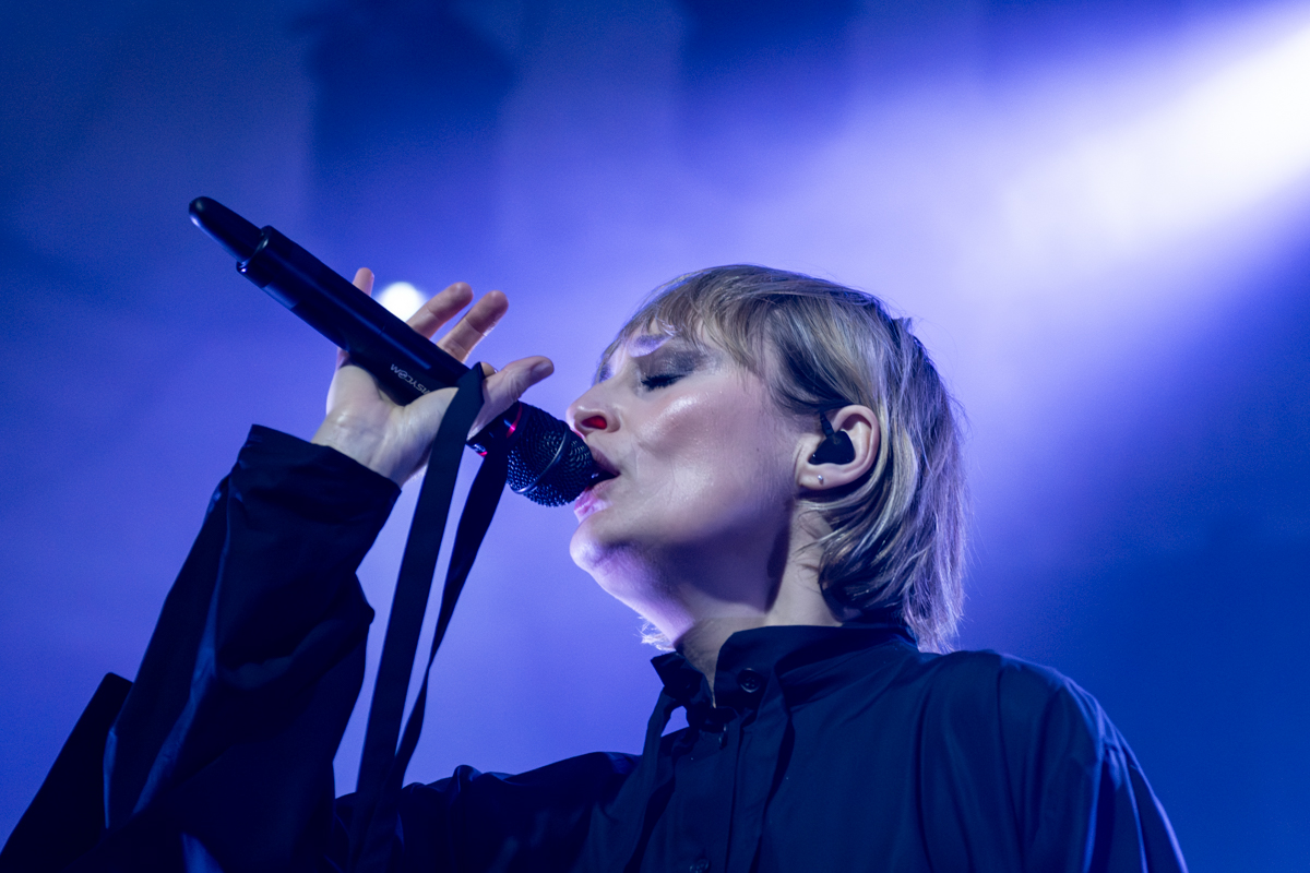 Hooverphonic @ De Casino, picture 2, photographed by Bart Janssens - FrontView Magazine