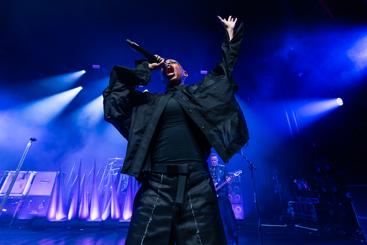 Skunk Anansie @ AB, foto 21, foto's door David Johnson - FrontView Magazine