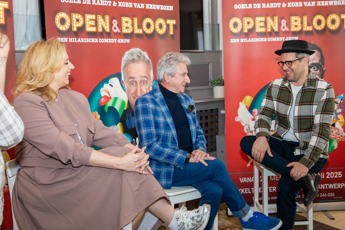 Presscall Open & Bloot @ Minerva Café, picture 9, photographed by Goele Bormans - FrontView Magazine
