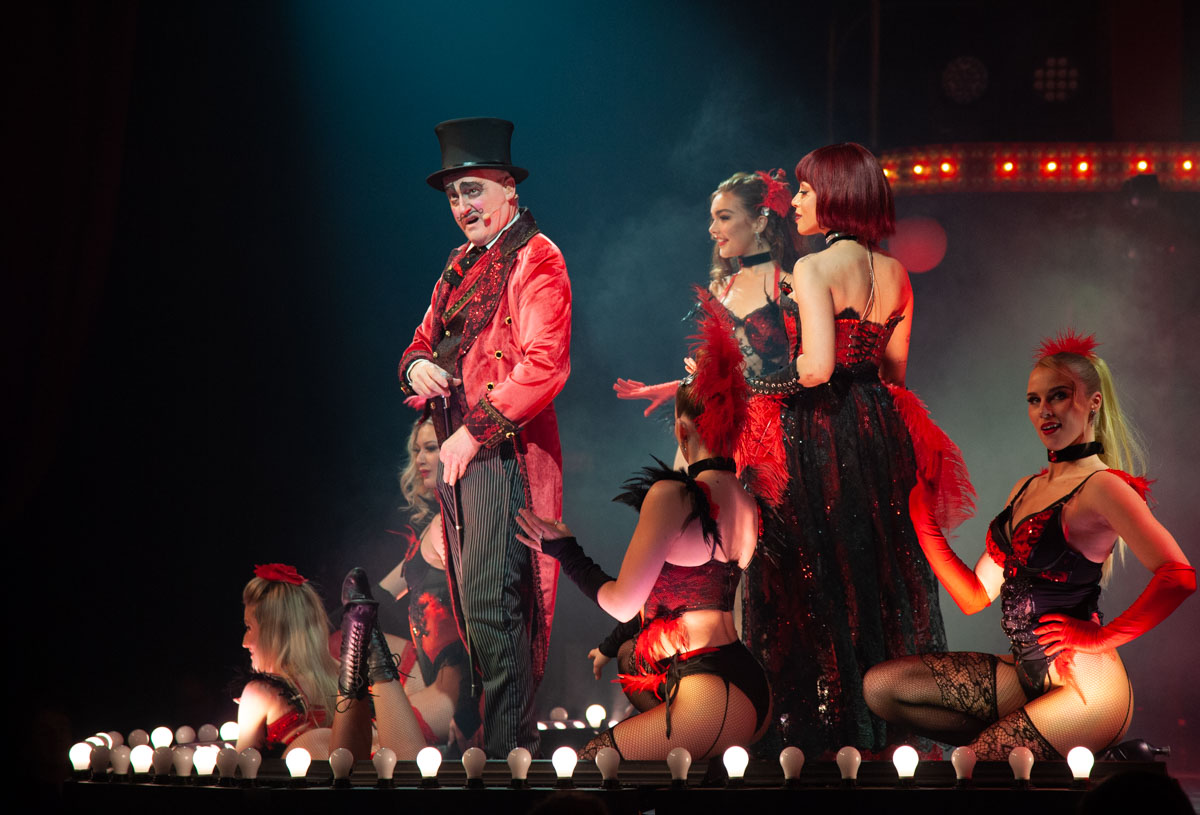 Première Burlesque @ Witte Paard, picture 1, photographed by Peter Minnebo, Luc Lemmens - FrontView Magazine