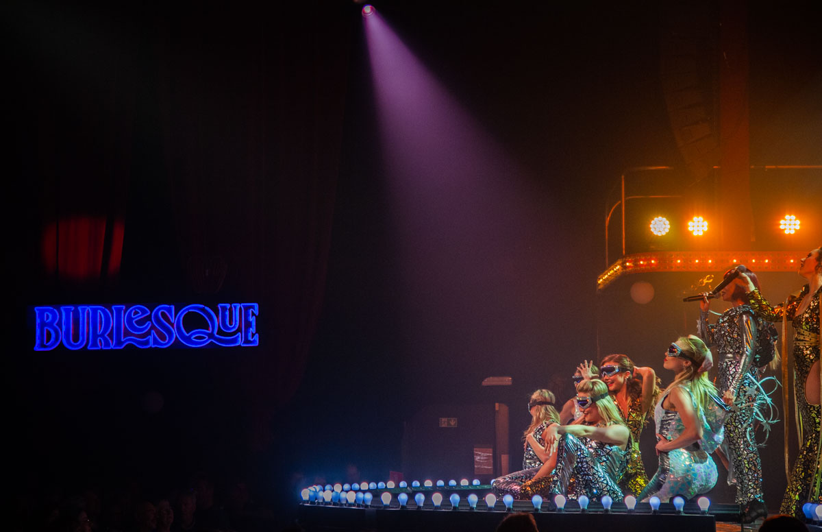 Première Burlesque @ Witte Paard, picture 7, photographed by Peter Minnebo, Luc Lemmens - FrontView Magazine