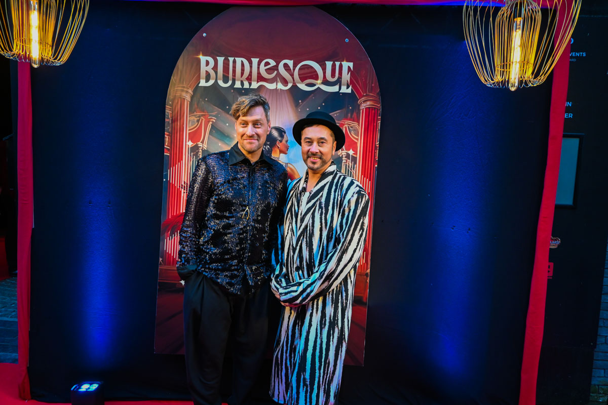 Rode Loper première Burlesque @ Witte Paard Blankenberge, picture 1, photographed by Peter Minnebo, Luc Lemmens - FrontView Magazine