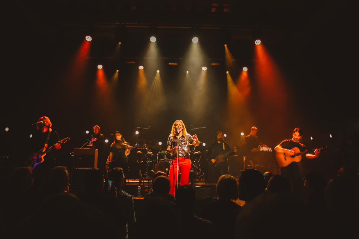 Anneke van Giersbergen en band Anneke van Giersbergen @ Poppodium Gebouw T, foto 37, foto's door Kitty van de Waart - FrontView Magazine