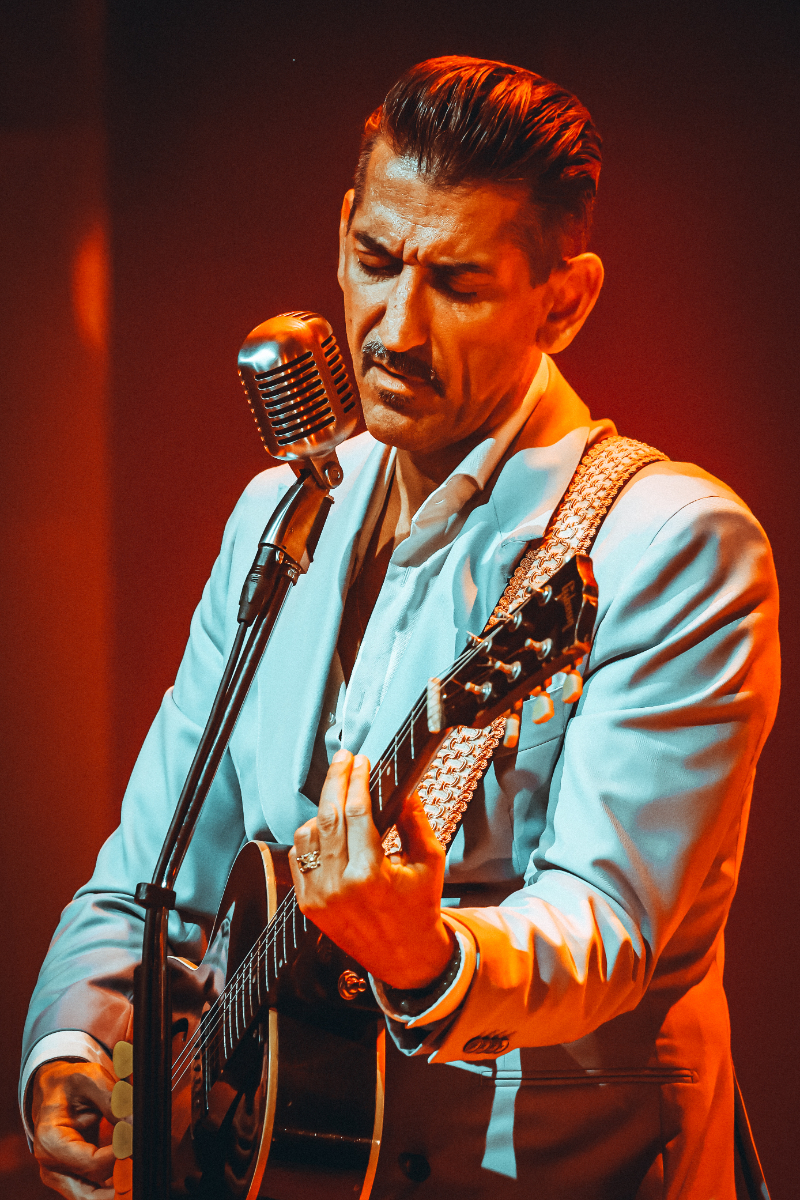 Danny Vera DNA Theater Tour @ Capitole Gent, foto 2, foto's door Kitty van de Waart - FrontView Magazine