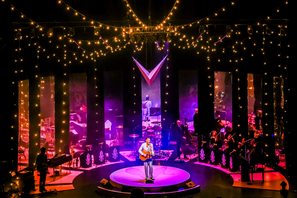 Danny Vera DNA Theater Tour @ Capitole Gent, foto 7, foto's door Kitty van de Waart - FrontView Magazine