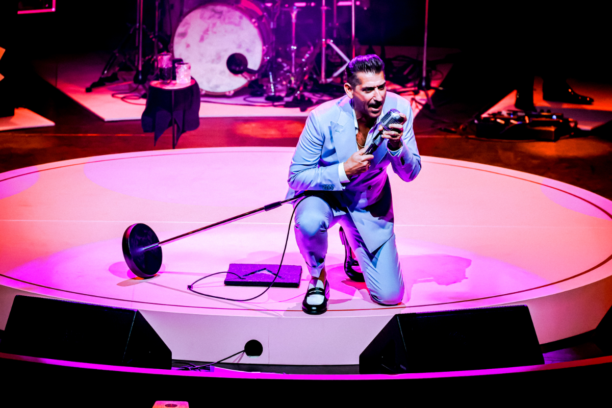 Danny Vera DNA Theater Tour @ Capitole Gent, foto 15, foto's door Kitty van de Waart - FrontView Magazine