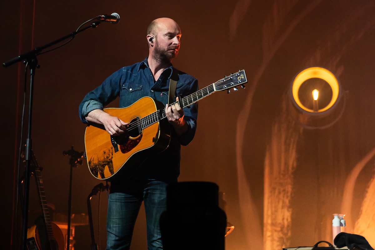 Milow Boy Made Out Of Stars @ De Roma, picture 2, photographed by Marc Verdonck - FrontView Magazine