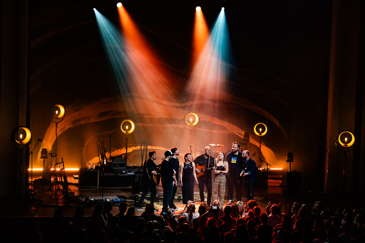 Milow Boy Made Out Of Stars @ De Roma, picture 34, photographed by Marc Verdonck - FrontView Magazine