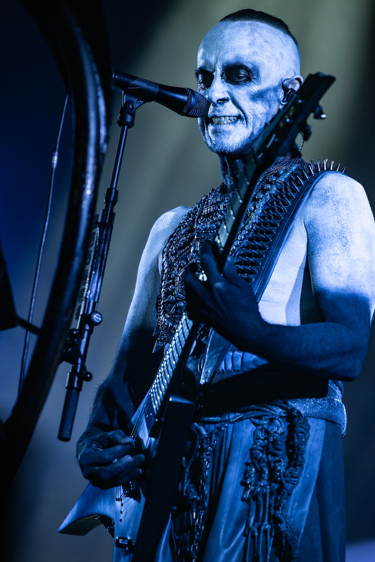 Behemoth @ 013, picture 1, photographed by Dorien Goetschalckx - FrontView Magazine