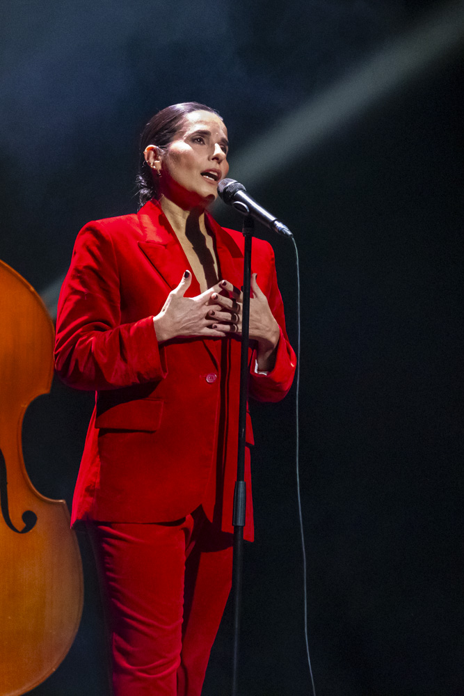 Cristina Branco Mãe @ De Roma, picture 6, photographed by dirk janssens - FrontView Magazine