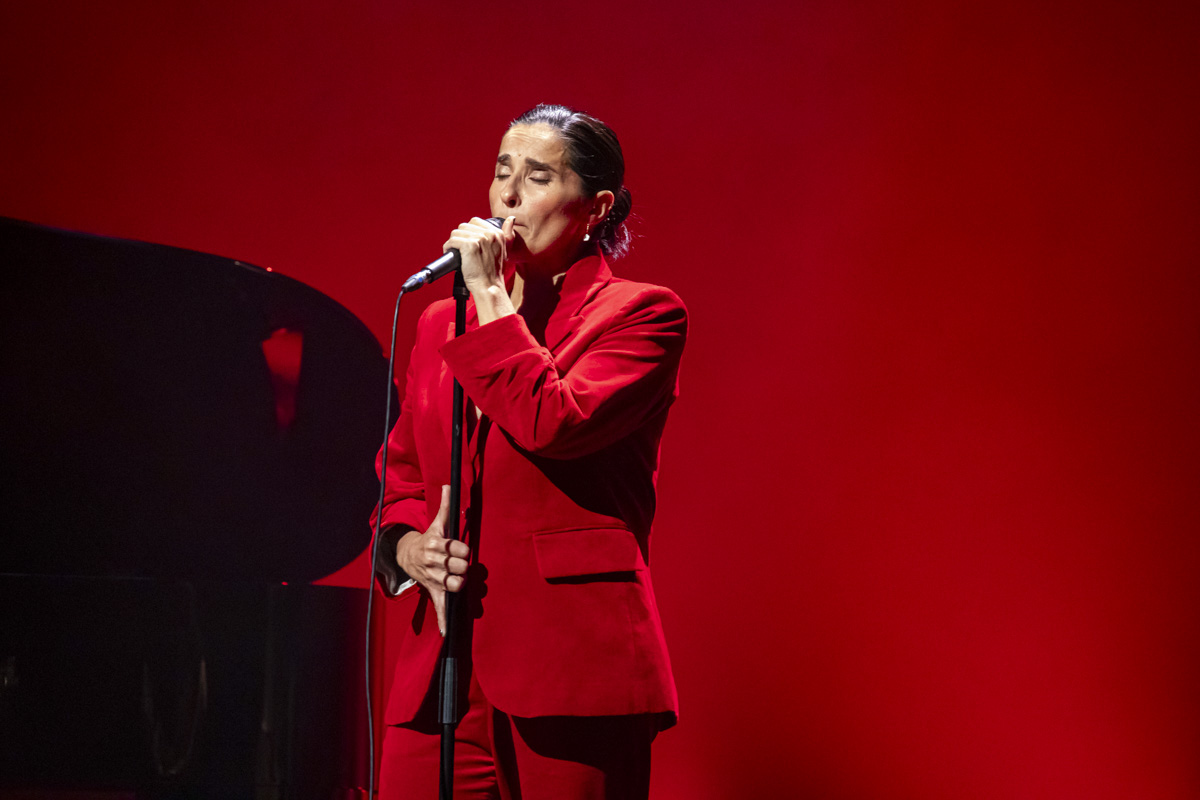 Cristina Branco Mãe @ De Roma, picture 12, photographed by dirk janssens - FrontView Magazine