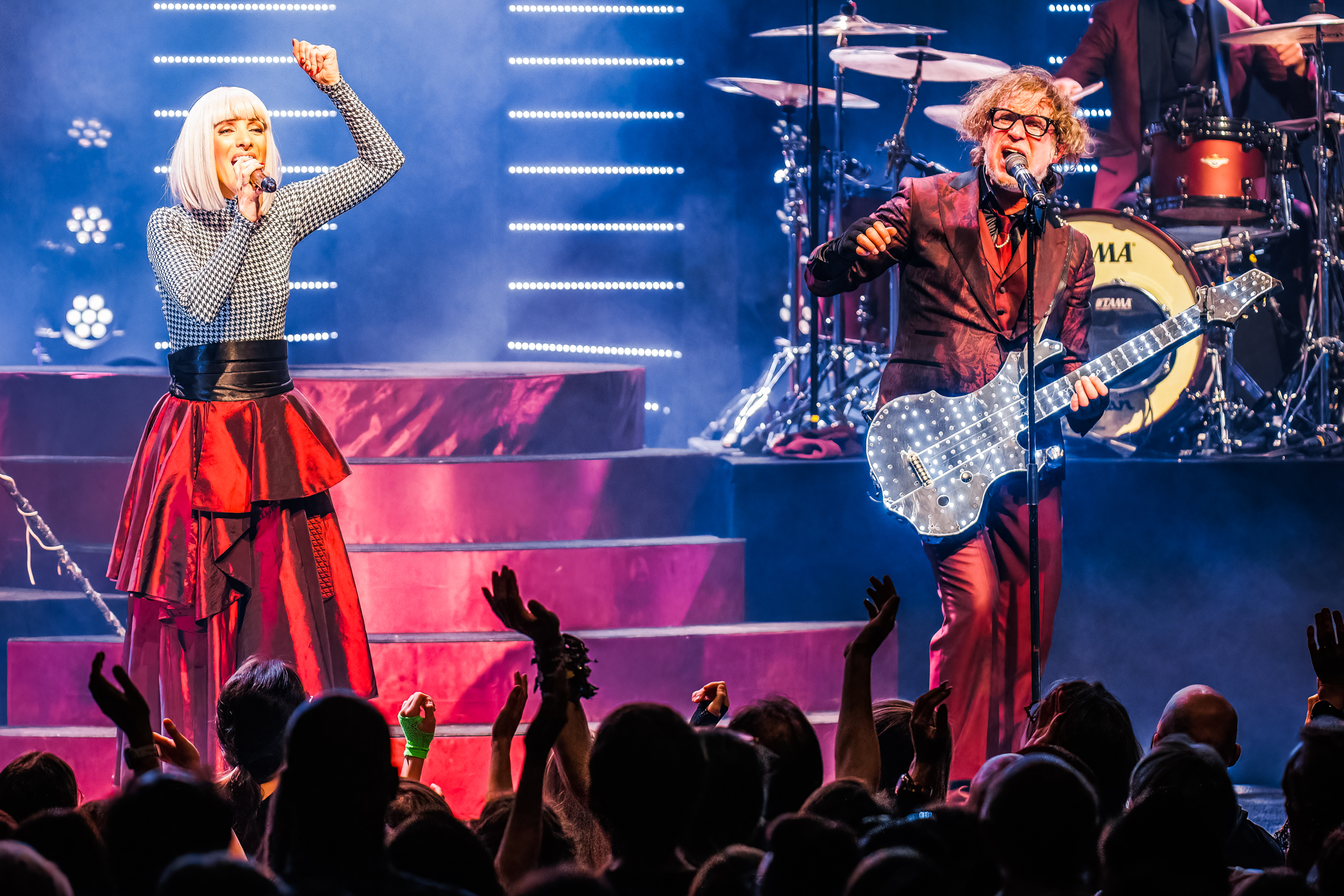 Les Truttes In concert, picture 18, photographed by Paul Jongeneelen - FrontView Magazine