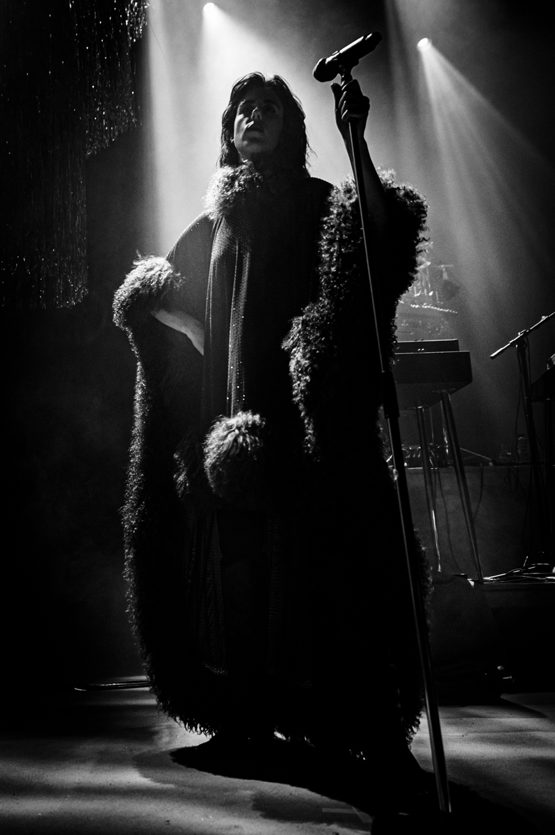 Sylvie Kreusch @ C Mine, picture 3, photographed by Bjorn Hoeterickx - FrontView Magazine